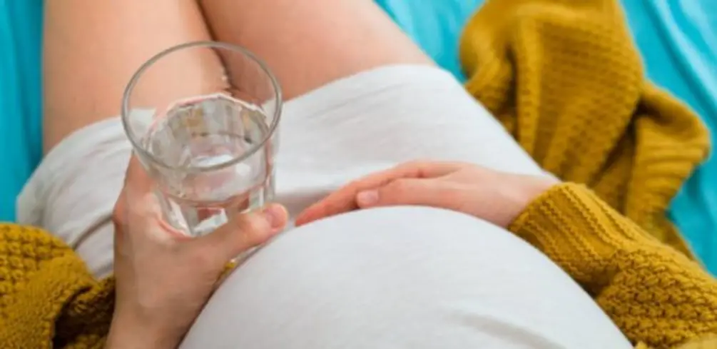 Is Sparkling Water OK to Drink While Pregnant